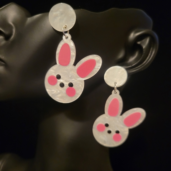 2/$20 Resin Bunny Earrings - Picture 4 of 4